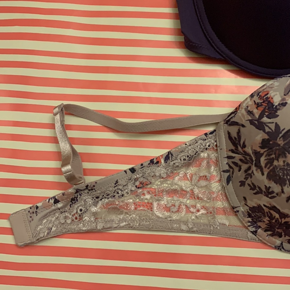 Maidenform 36C T-Shirt Bras 2pk Bundle - Picture 3 of 10
